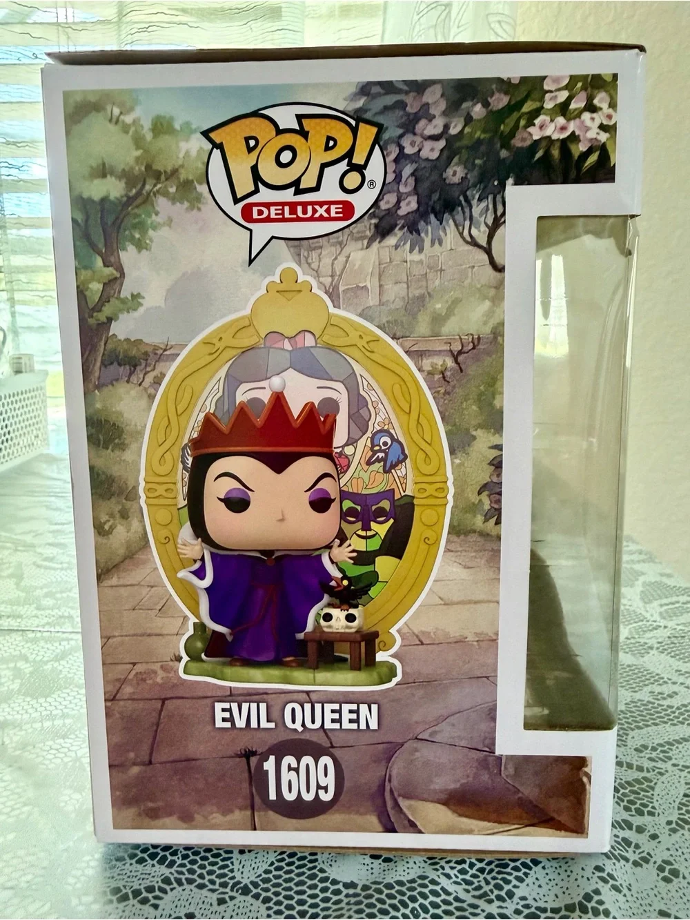 Evil Queen #1609 Stained Glass Funko Pop! Deluxe